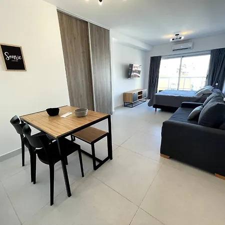 Luxury Temporary Rental With Pool In Caballito Num2202 Buenos Aires Exterior photo